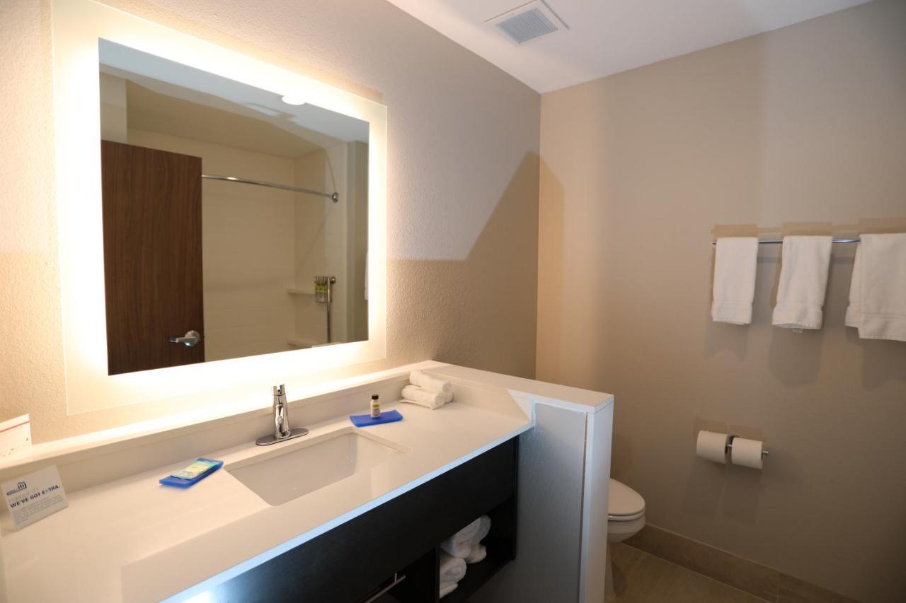 Holiday Inn Express & Suites - Forney By Ihg Zewnętrze zdjęcie