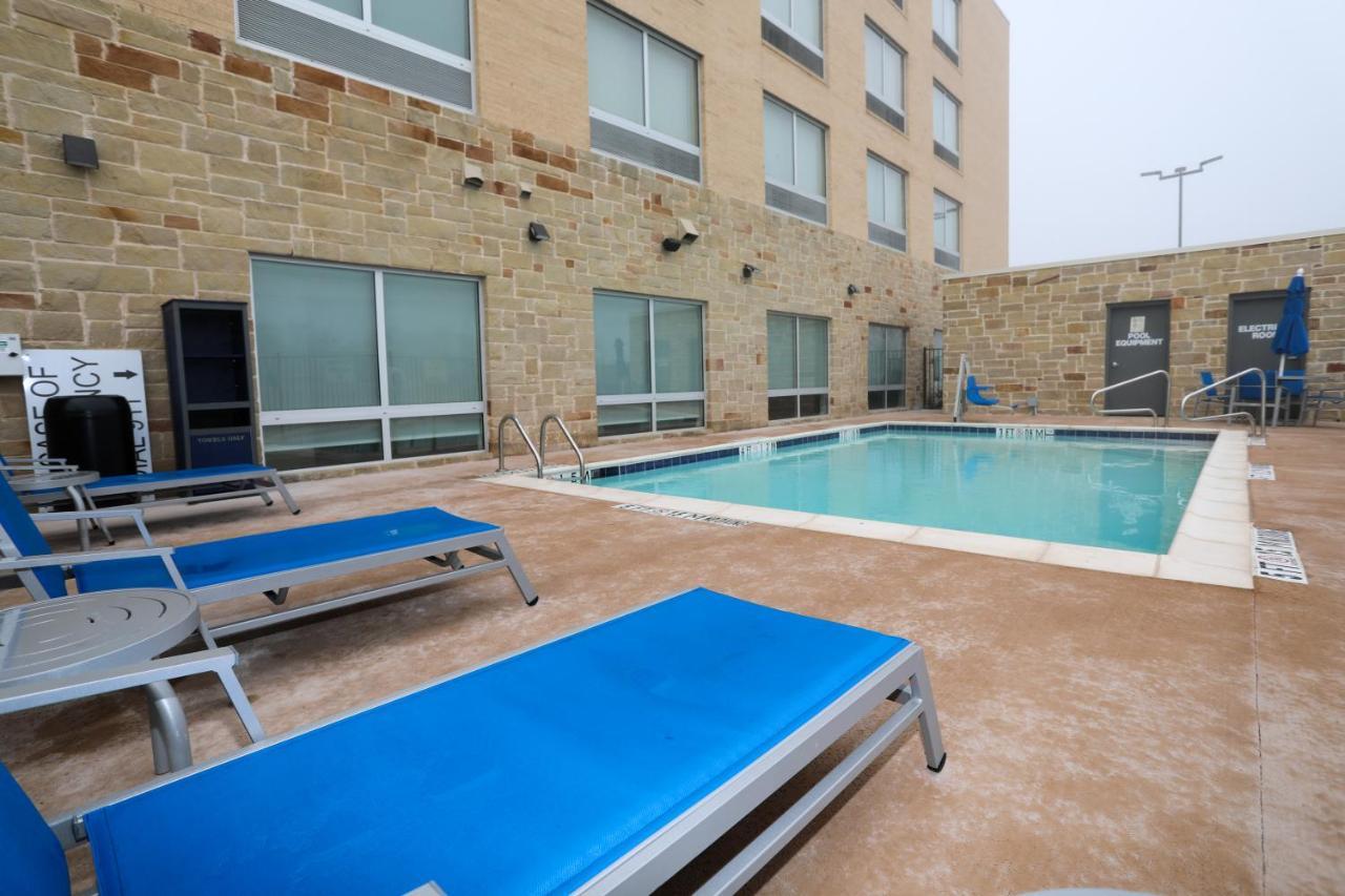Holiday Inn Express & Suites - Forney By Ihg Zewnętrze zdjęcie